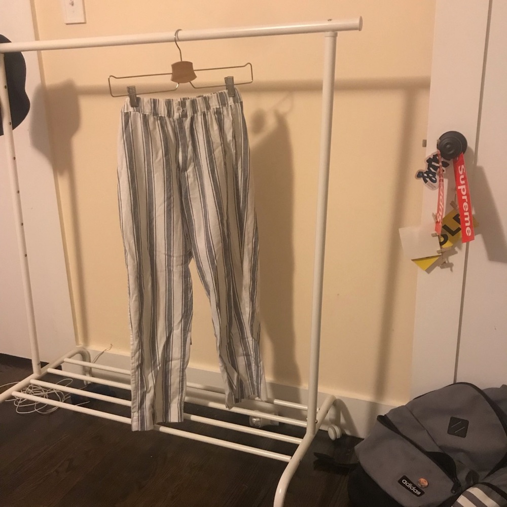 *sold on m e r c a r i*